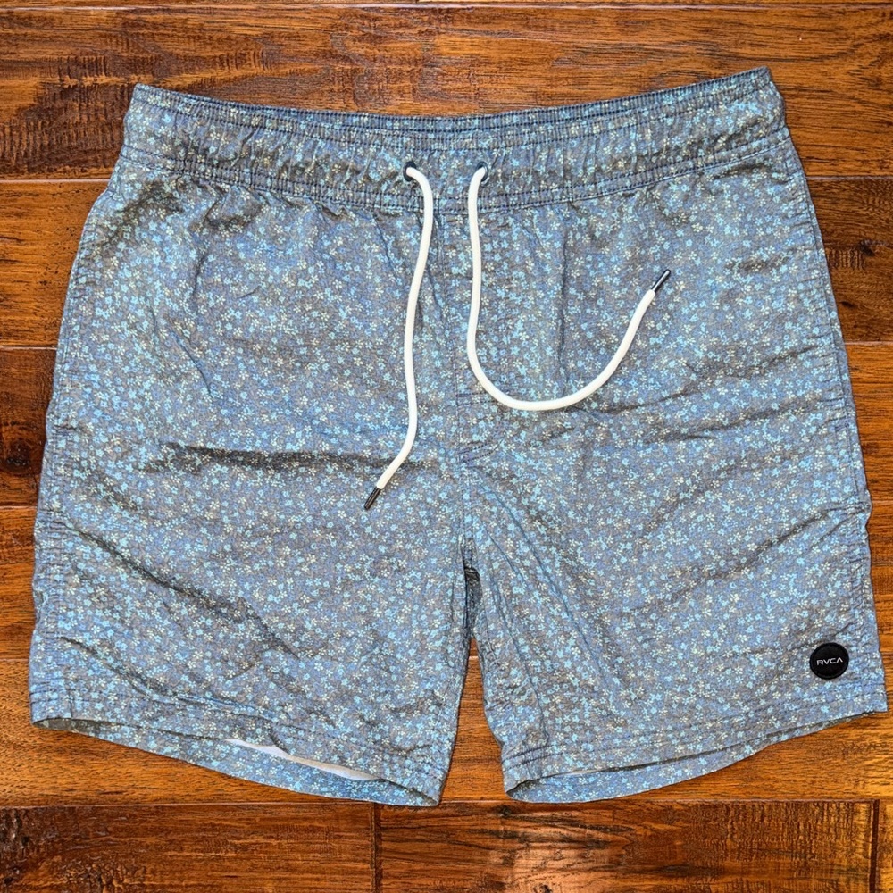 RVCA Men's Patterned Floral Stretch Blue Swim Trunks, Medium